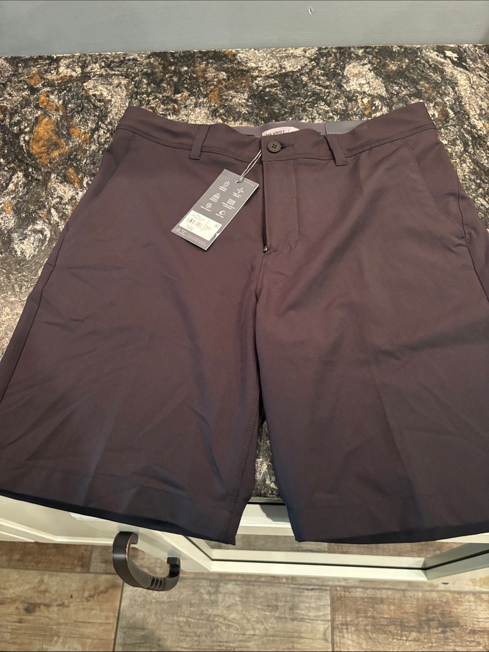 VRST golf- Men's Flat-Front Performance Shorts in BLACK